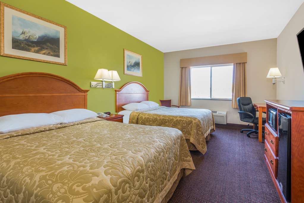 Super 8 By Wyndham Salina Ξενοδοχείο Δωμάτιο φωτογραφία