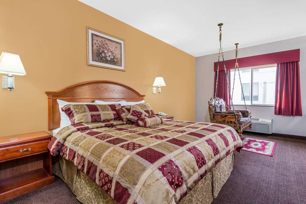 Super 8 By Wyndham Salina Ξενοδοχείο Δωμάτιο φωτογραφία